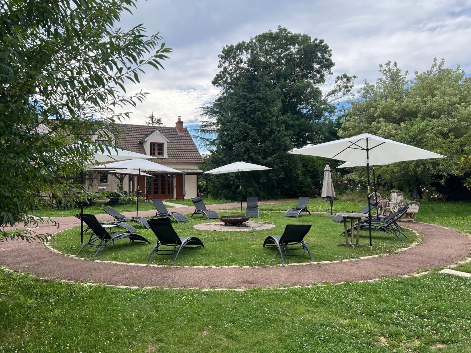 La Cle Des Champs - Les Grais 1H10 De Paris Villa Bazoches-sur-le-Betz Exterior foto